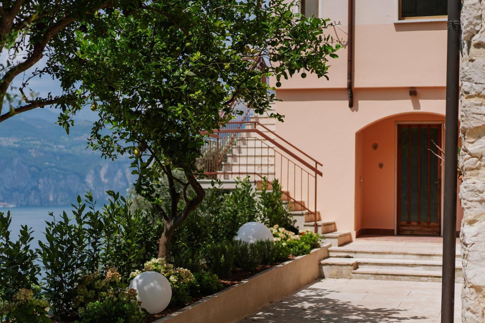 View Garda Lake Brenzone sul Garda Exterior foto